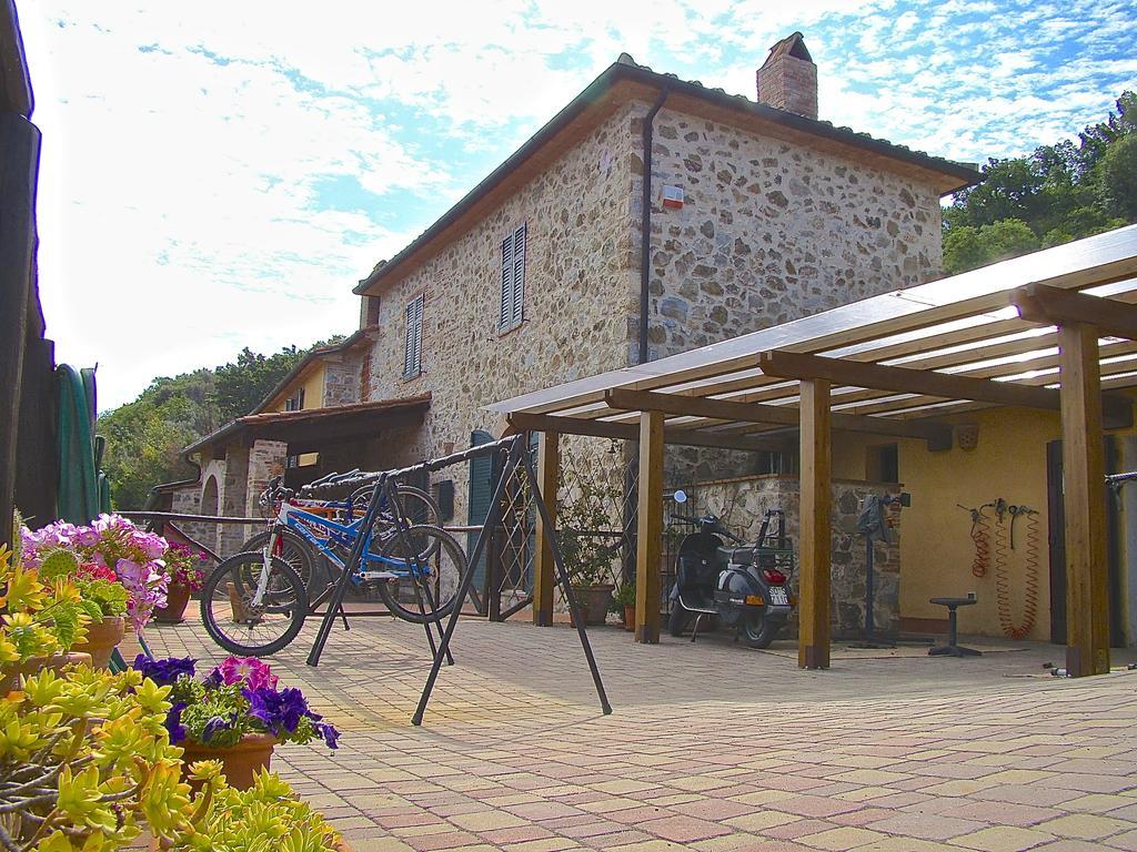 Agriturismo Bike Hotel Podere Giarlinga Massa Marittima Exterior foto